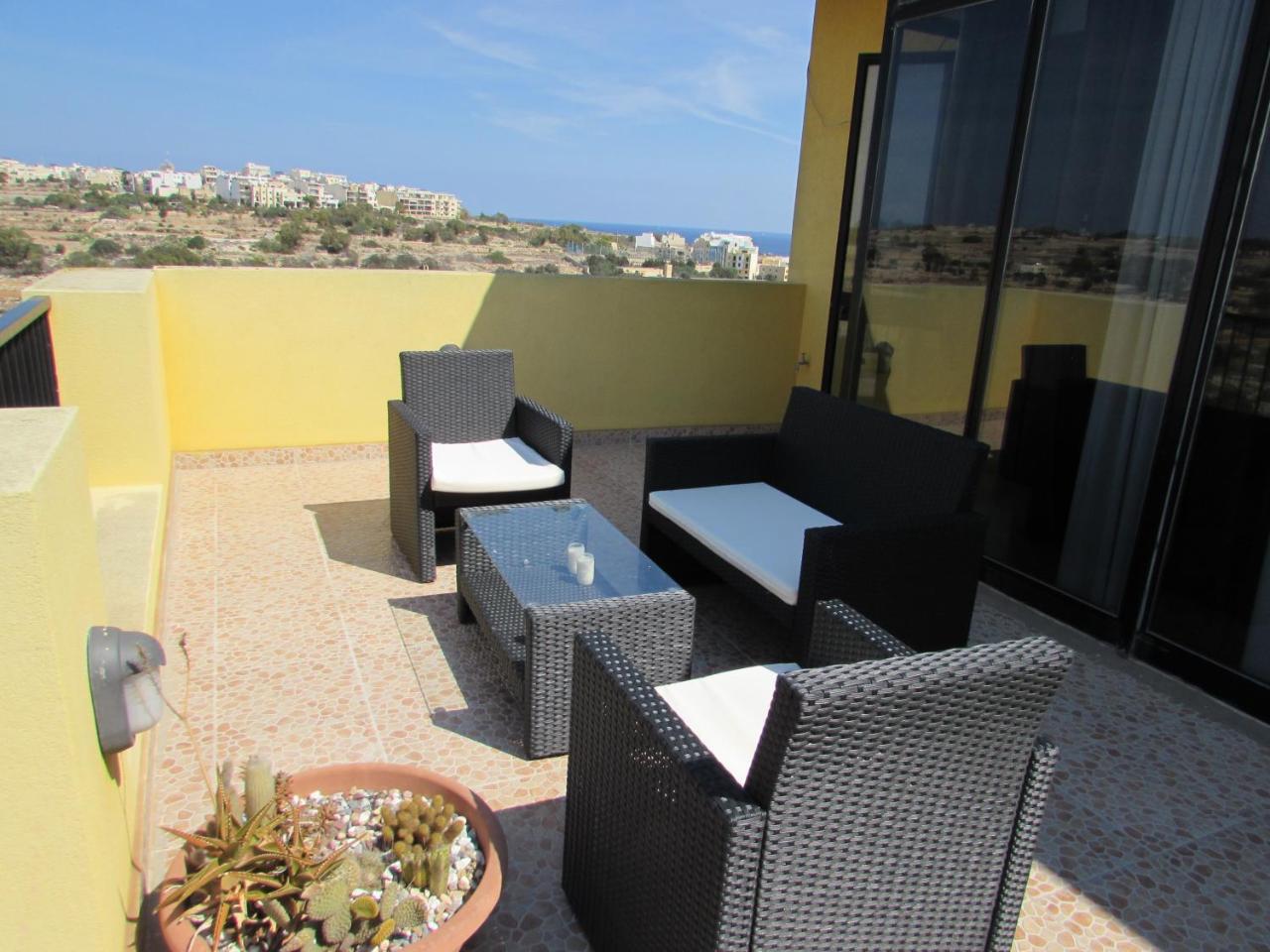 Panoramic Penthouse In Marsascala Which Enjoys Sea And Country Views Διαμέρισμα Marsaskala Εξωτερικό φωτογραφία